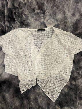 Perceptions White Openwork Crochet Short Sleeve Shrug